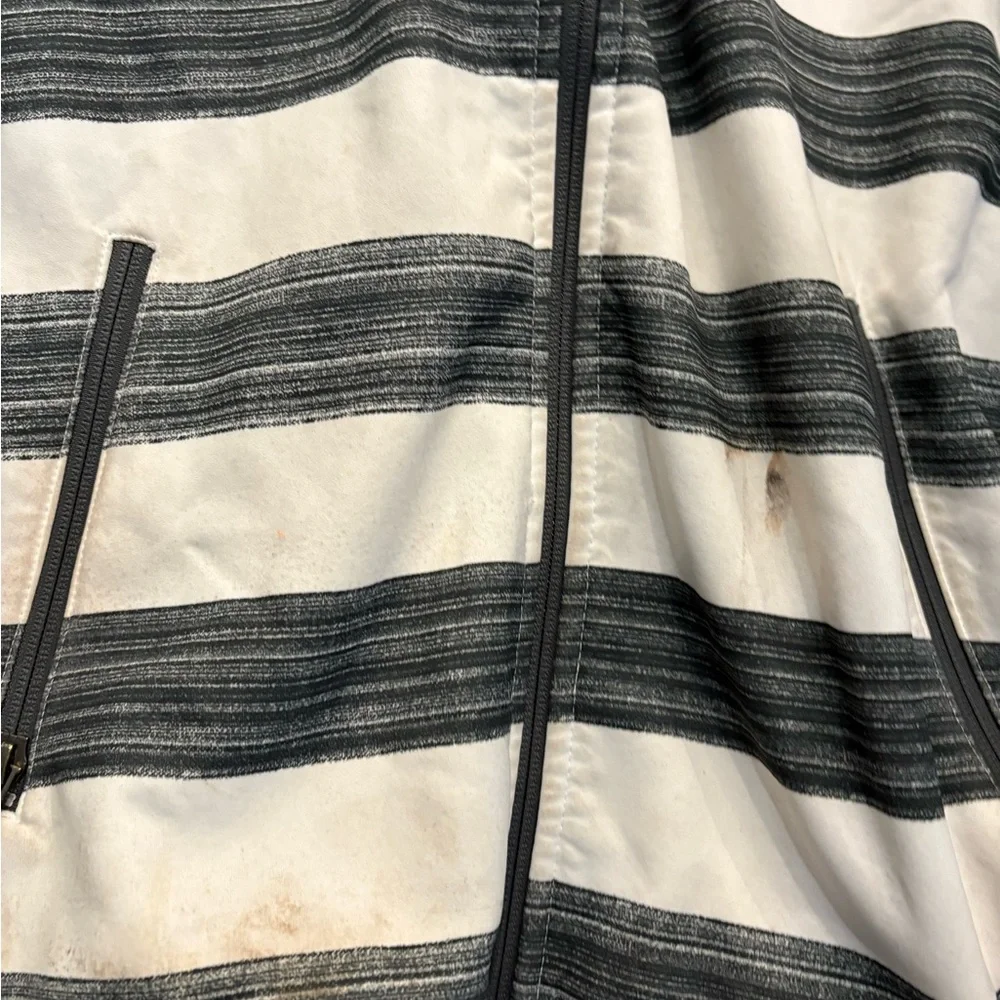 Burton White and Black Striped Zip Hoodie - Picture 7 of 10